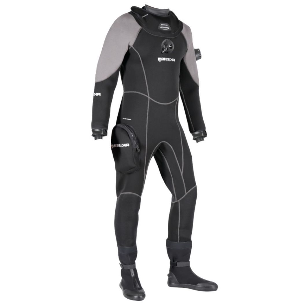 Combinaison étanche pour une inspection en immersion en eau froide ou milieu confiné.